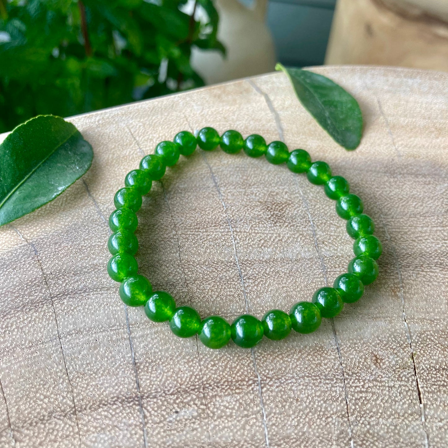 ABUNDANCE Krystall Armbånd Kinesisk Jade 6 mm