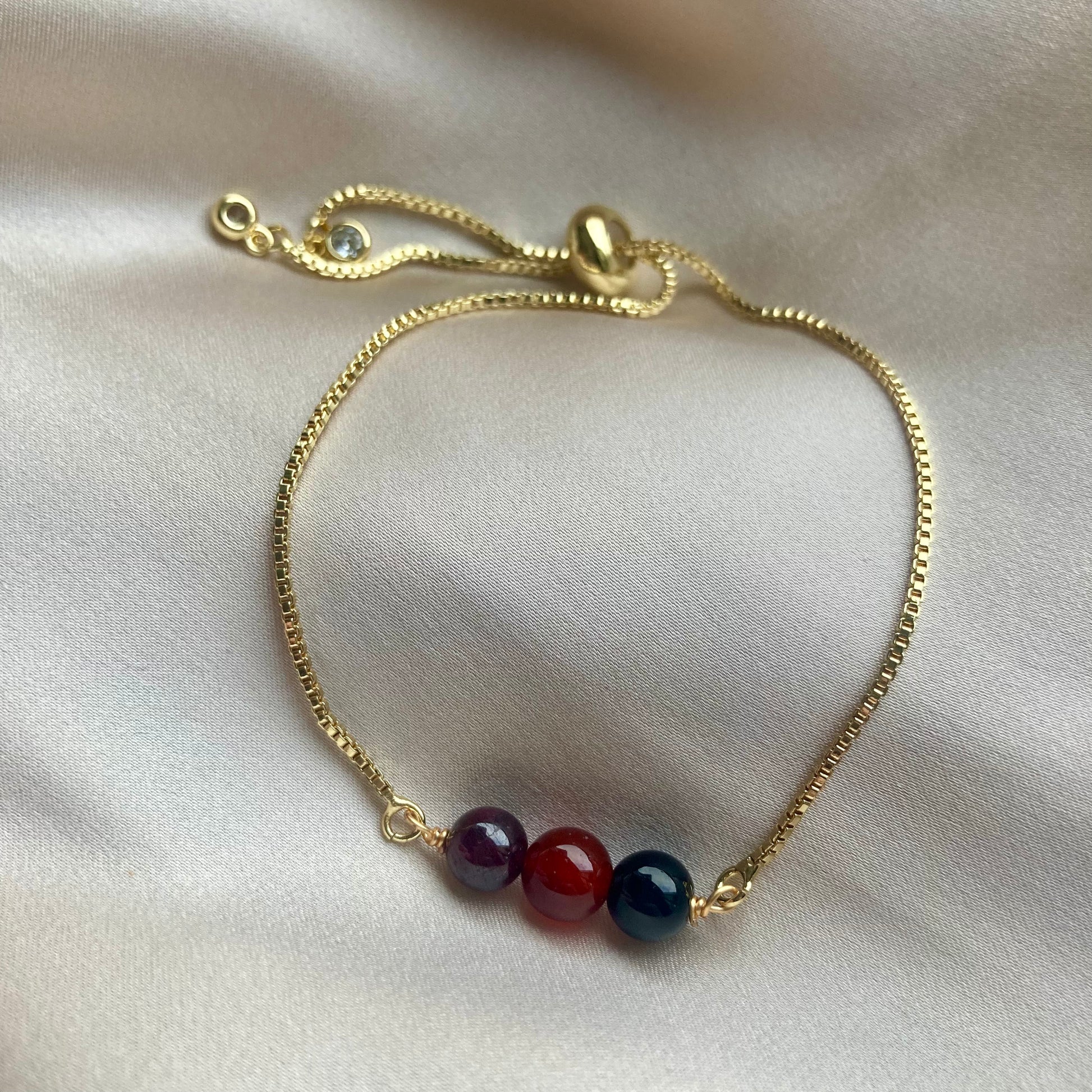 STJERNETEGN Krystall Armbånd Steinbukken