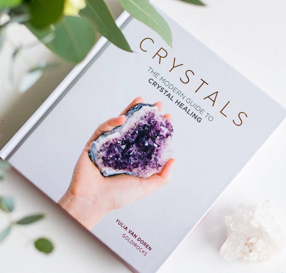 Crystals The Modern guide | Krystall Bok | Yulia Van Doren-the-feelgood-shop