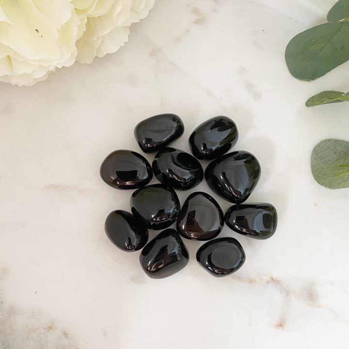 OBSIDIAN Svart Tromlet Stor 20-30 gram